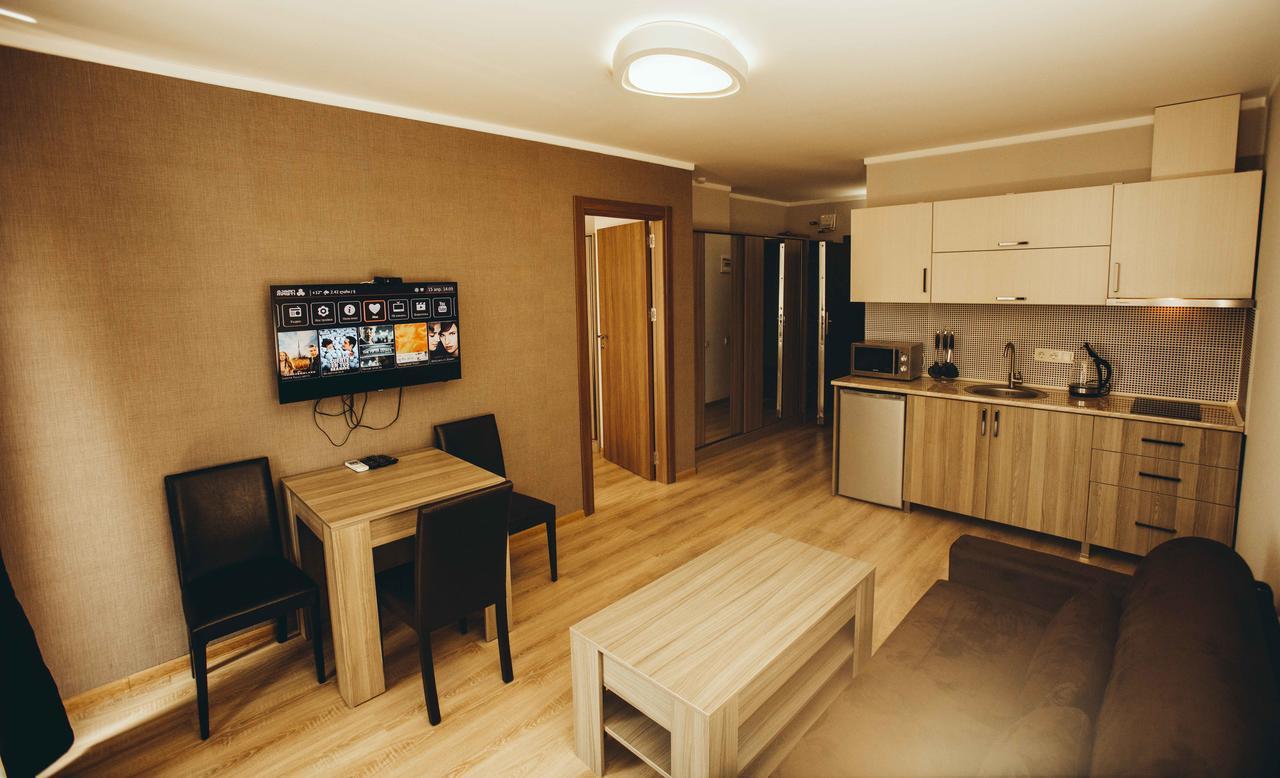 Panorama Sea Tower Aparthotel Batumi Exterior photo